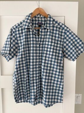 Patagonia Blue and White Gingham Short Sleeve Button-Down
